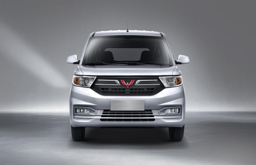  WuLing Hongguang V 2019 года  (фото 7 из 9)